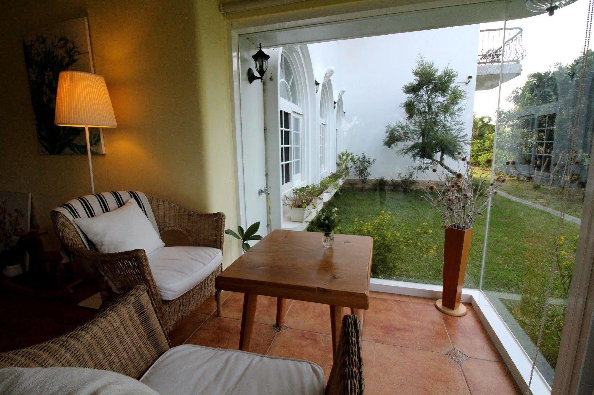 Bonjour Bebe Bed & Breakfast Heng-ch'un Exterior foto