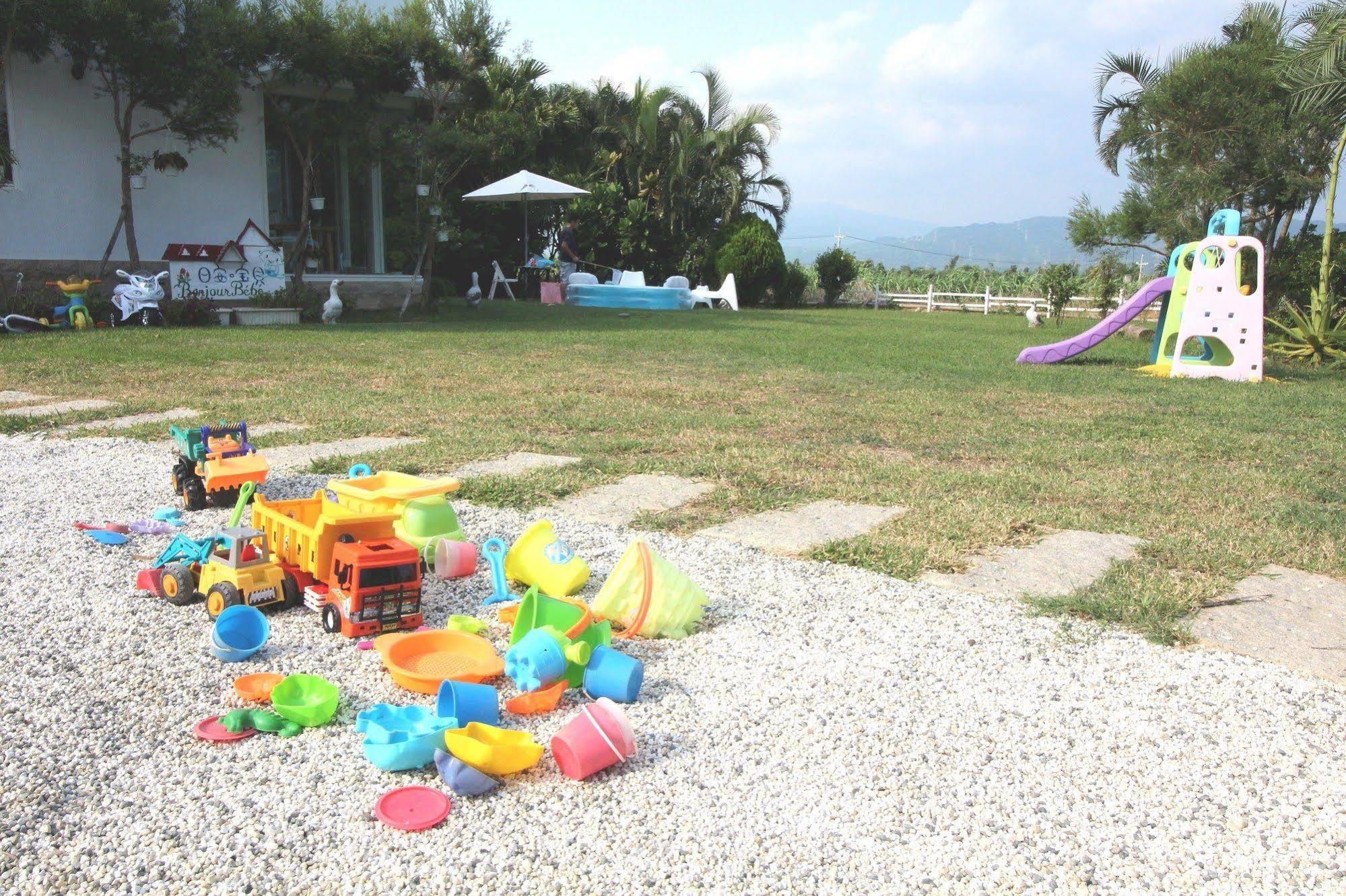 Bonjour Bebe Bed & Breakfast Heng-ch'un Exterior foto